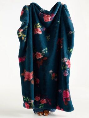 Anthropologie Maeve faux fur printed blanket